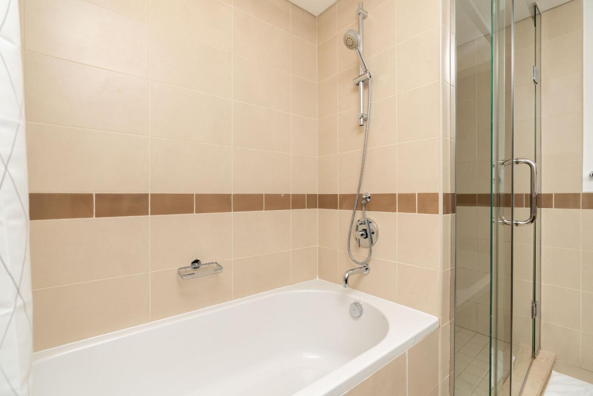 Luxury 2Br Downtown Apt With Burj Khalifa Views Dubai Dış mekan fotoğraf
