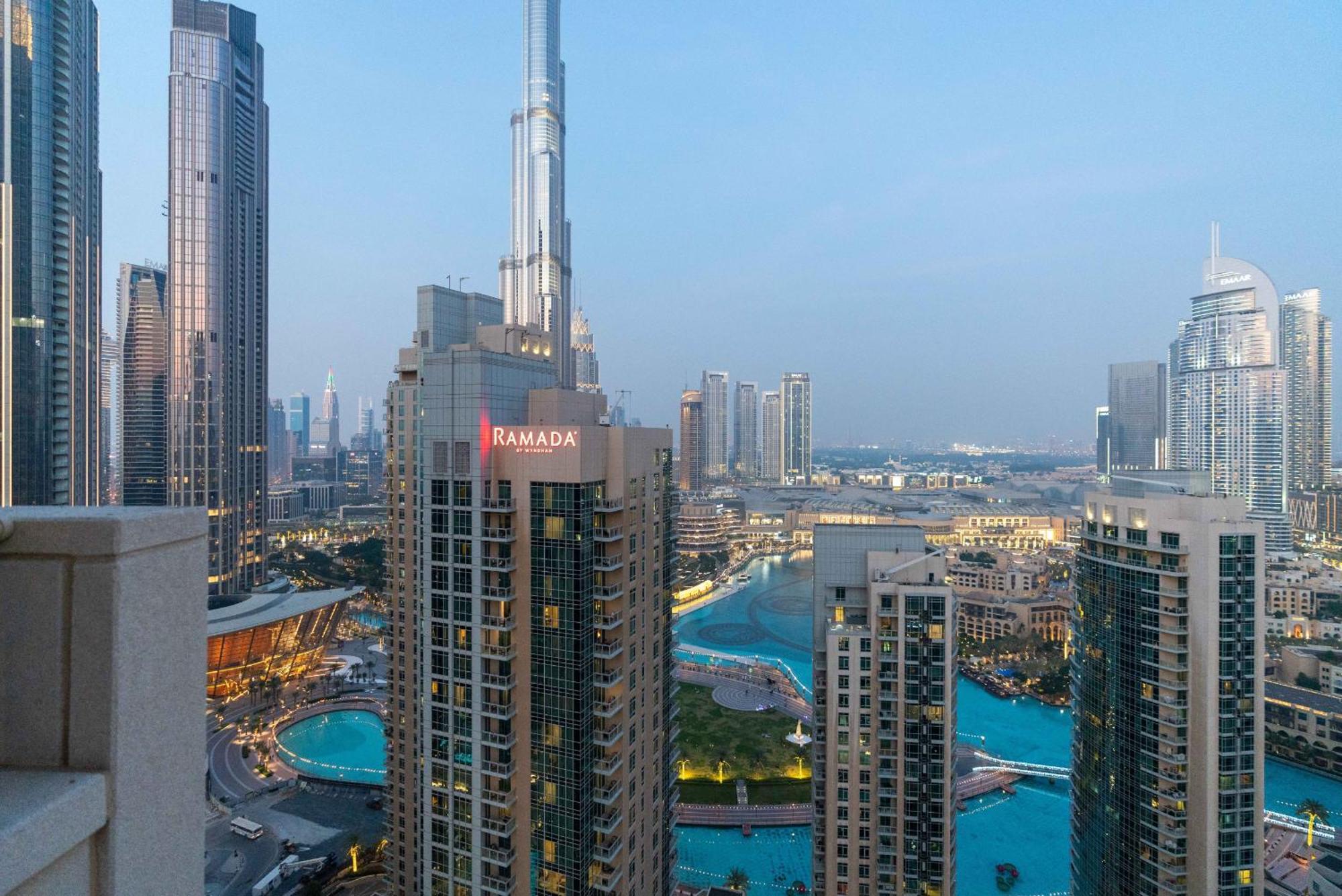Luxury 2Br Downtown Apt With Burj Khalifa Views Dubai Dış mekan fotoğraf